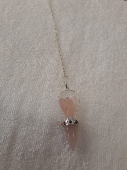 pendule ange en quartz rose