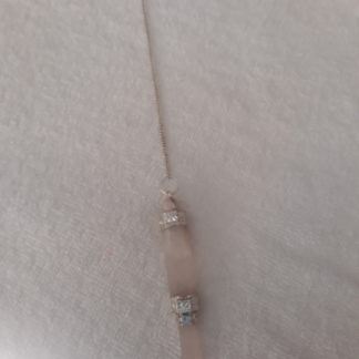 pendule long quartz rose