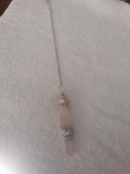 pendule long quartz rose